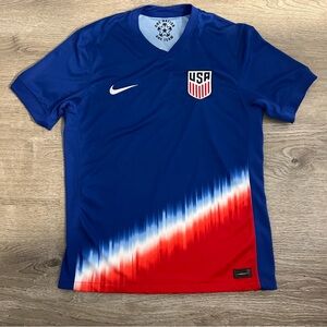 Nike USA Blue Red Soccer Jersey size M